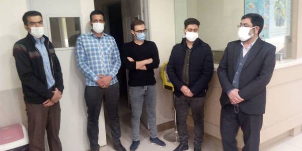 بازدید شبانه فرماندار شهرستان خنداب از مرکز بهداشتی ودرمانی جاورسیان