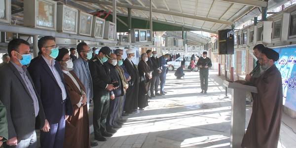 قبور مطهر شهدای شهرستان خمین  عطر افشانی و گلباران شد