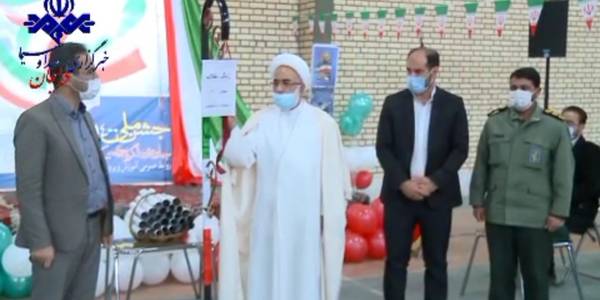 ✅نواخته شدن زنگ انقلاب در مدرسه دانشمند دلیجان