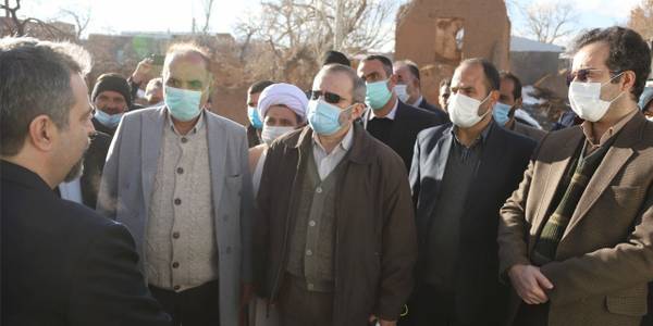 ️ حضور نماینده عالی دولت در استان و هیات همراه در روستای بن چنار