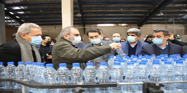 کارگران و کارآفرینان مجاهدان سنگر تولید هستند