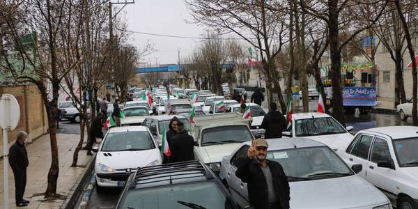 امروز شهرستان شازند طنین انداز بانگ الله اکبر و تجدیدمیثاق با آرمان های انقلاب اسلامی شد