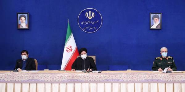 جلسه بررسي آخرين وضعيت كشور در راستاي پيشگيري و مقابله با ويروس كرونا برگزار شد.