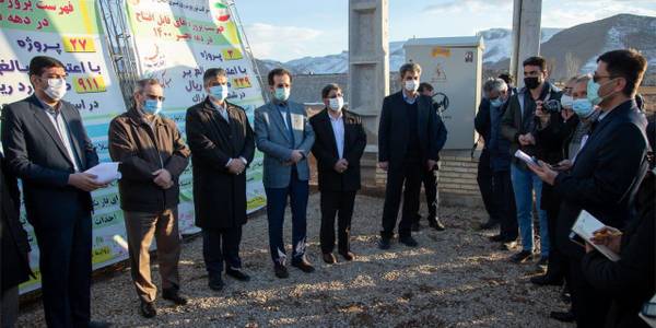 افتتاح همزمان 44 پروژه شرکت توزیع برق و 17 پروژه دهیاری‌های شهرستان اراک