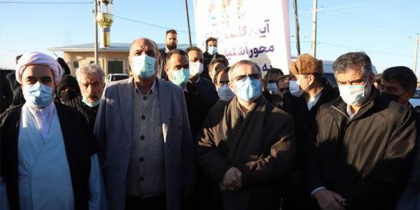 کلنگ زنی پروژه ارتقای محور آشتیان فرمهین‌ به درجه یک اصلی توسط مسئولین