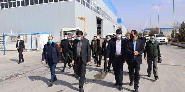 بازدید مدیران از واحد‌های صنعتی شرکت صنعتی شماره سه خیرآباد بازدید کردند