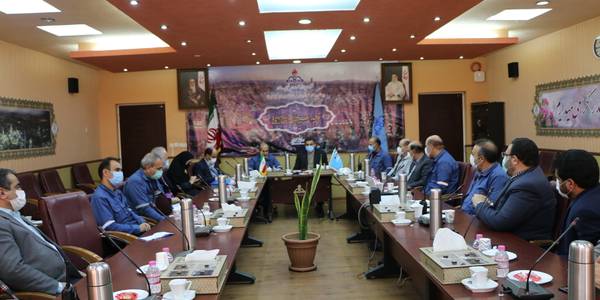 جلسه بررسی مسائل و‌موضوعات مرتبط با حوزه اجتماعی و فرهنگی در پالایشگاه امام خمینی (ره) شازند باحضور دکتر رمضانی فرمانداربرگزارشد.