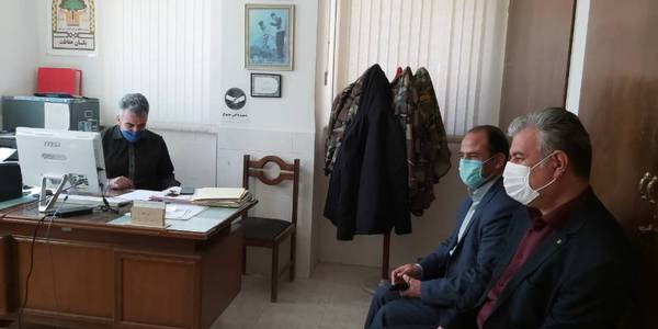 بازدید سرزده فراهانی سرپرست فرمانداری از اداره منابع طبیعی و آبخیزداری شهرستان  و بررسی نحوه خدمات رسانی به مراجعین و انجام امور محوله