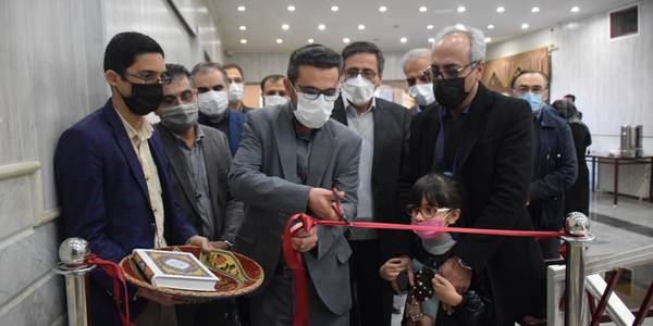 افتتاح نمایشگاه خوشنویسی سرود مهر هنرمندان شهرستان محلات با حضور محمدرضا ناظری فرماندار شهرستان و دیگر مسئولین