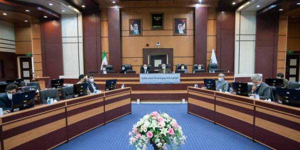 نشست شورای برنامه ریزی و توسعه استان به ریاست دکتر مخلص الائمه استاندار مرکزی