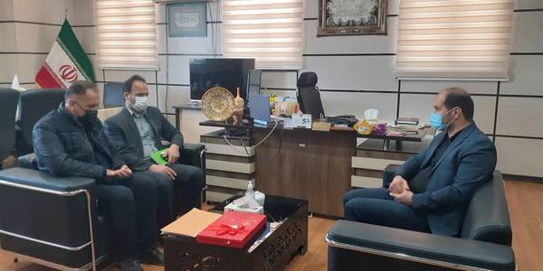 نشست فرماندار با مدیرکل غله و بازرگانی استان