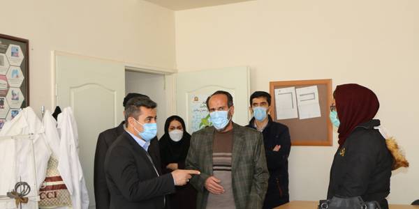 بازدید دکتر رمضانی فرماندارشهرستان از مرکز فنی و حرفه ای دو منظوره شهر شازند
