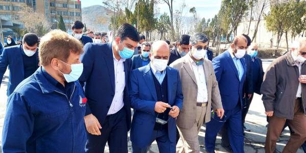 بازدید رستم قاسمی وزیر راه و شهرسازی به همراه نمایندگان مردم شریف شهرستان های اراک، خنداب و کمیجان در مجلس شورای اسلامی، دکتر فرزاد مخلص الائمه استاندار مرکزی ،مهندس هادی فرماندار شهرستان اراک و دیگر مسئولان استانی و کشوری از شرکت واگن پارس اراک