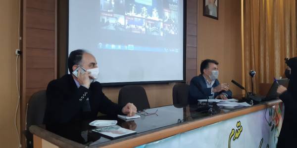 شنبه ۱۴ اسفند ماه ۱۴۰۰ ستاد مديريت بيماري كرونا در استان مركزي به رياست دکتر مخلص الائمه استاندار مرکزی، با حضور مديران كل و مسئولين عضو و از طريق ارتباط ويدئو كنفرانس با حضور فرمانداران و برخي مديران برگزار شد.