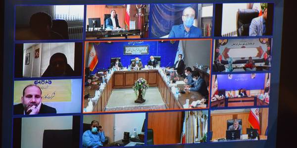 جلسه شورای پدافند غیر عامل استان به ریاست دکتر مخلص الائمه استاندار مرکزی و با حضور مدیران و مسئولین مربوطه به صورت ویدئو کنفرانس برگزار گردید.

ناظری فرماندار شهرستان محلات به صورت ویدئو کنفرانس در این جلسه شرکت کرد.