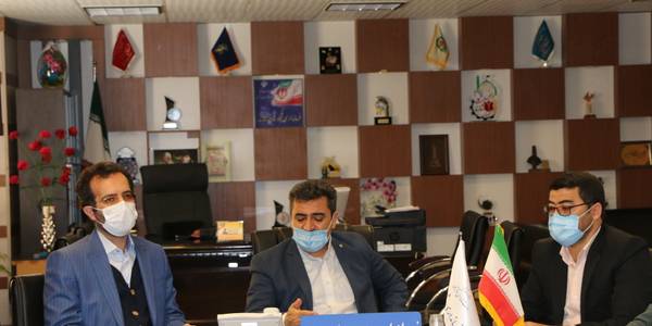 برگزاری نشست هم اندیشی فرماندار شهرستان شازند و مدیر کل دفتر امور روستایی استانداری مرکزی با بخشداران و تعدادی از شوراهای اسلامی بخش ها