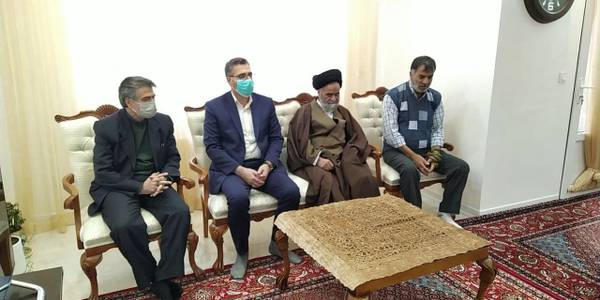 فرماندار با تعدادی از جانبازان دفاع مقدس شهرستان خمین دیدار کرد