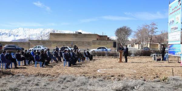 کلنگ زنی استخر چند منظوره شهرداری مهاجران