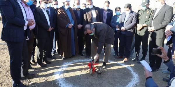 کلنگ زنی زمین فوتسال شهر خنداب