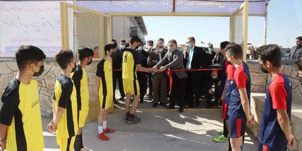 بهره برداری از زمین چمن مصنوعی روستای نخجیروان