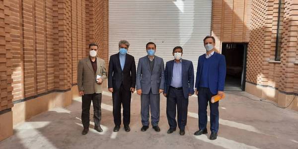 بازدید سرپرست معاونت هماهنگی امور اقتصادی از  شرکت اکسیر پویان و بررسی مشکلات این واحد تولیدی