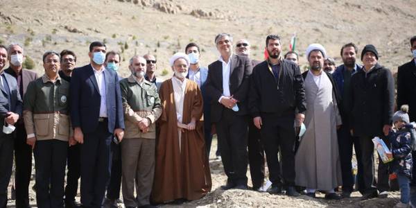 برگزاری آیین روز درختکاری