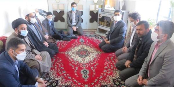 "دیدارفرماندار با خانواده شهید بمناسبت روز شهدا "