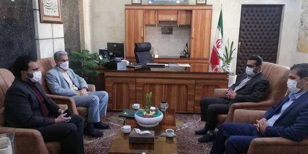 آئین تکریم و معارفه رئیس اداره راهداری و حمل و نقل جاده ای شهرستان محلات با حضور معاون اداره کل راهداری و حمل و نقل جاده ای استان مرکزی در دفتر فرماندار برگزار گردید.