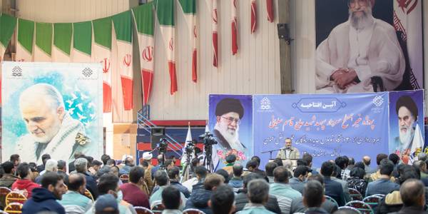 تقاطع غیرهمسطح مقاومت اراک افتتاح شد - ۳۰دستگاه اتوبوس و میدل باس به ناوگان اتوبوسرانی اراک اضافه می شود