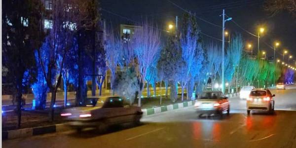 در آستانه سال ۱۴۰۱ نورپردازی زیبا و تماشایی معابر و پارکهای اراک