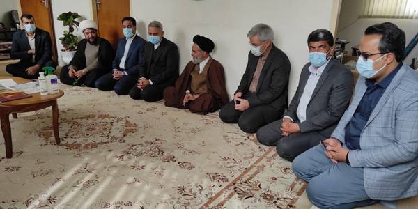 سرپرست فرمانداری و نماینده مردم شهرستان در مجلس با امام جمعه خمین دیدار کردند