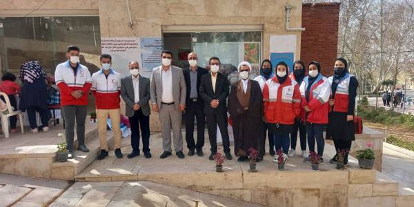 بازدید از ایستگاه خدمات سفر جمعیت هلال احمر محلات در بوستان سرچشمه