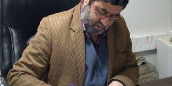 فرماندار شهرستان خنداب به مناسبت فرا رسیدن نوروز باستانی و آغاز سال ۱۴۰۱ پیام تبریکی صادر کرد.
متن پیام مجید گازری به شرح زیر است: