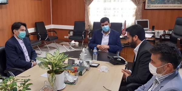 باحضور مهندس هادی فرماندار شهرستان اراک، امیدی سرپرست اداره کل تعاون کار و رفاه اجتماعی استان مرکزی