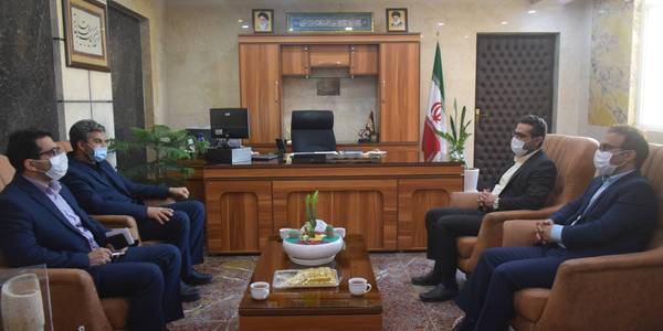 دیدار مهندس محمودی مدیر عامل شرکت توزیع نیروی برق استان مرکزی با محمدرضا ناظری فرماندار شهرستان محلات