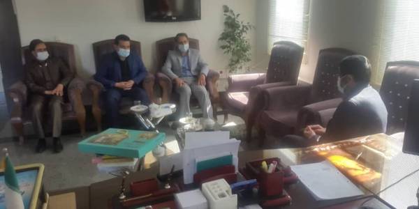 "دیدار مدیرکل پست استان مرکزی با فرماندار"