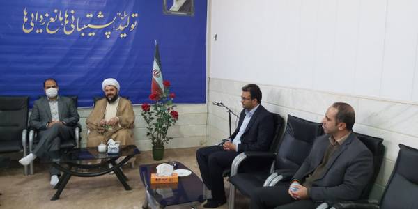 دیدار نوروزی‌ فراهانی سرپرست فرمانداری به اتفاق جمعی از‌ مدیران  و مسئولین ادارات شهرستان با حجت الاسلام و المسلمین نیشابوری امام جمعه