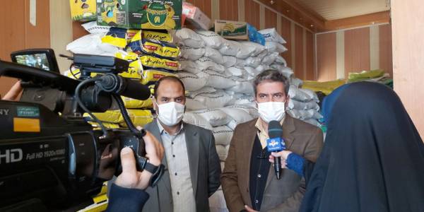 بازدید نوروزی فراهانی سرپرست فرمانداری به اتفاق‌ شهردار،رئیس شورای اسلامی شهر،مدیر جهاد کشاورزی،رئیس اداره صنعت،معدن و تجارت و رئیس شبکه دامپزشکی شهرستان از تعدادی از اصناف سطح شهر و بررسی آخرین وضعیت تنظیم بازار و تامین و توزیع کالاهای اساسی در شهرستان در نوروز ۱۴۰۱