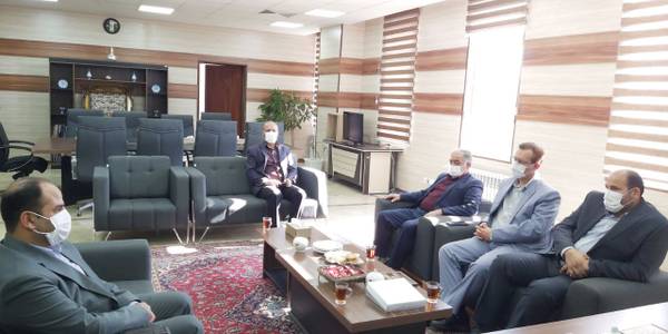 دیدار نوروزی سمیعی مدیرعامل شرکت گاز استان با فراهانی سرپرست فرمانداری شهرستان آشتیان