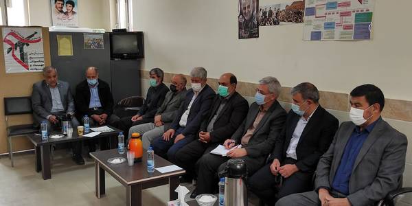 نشست سرپرست فرمانداری با پیشکسوتان جهاد و شهادت شهرستان خمین برگزار شد