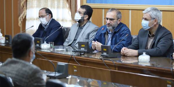 دیدار استاندار و معاون توسعه مدیریت و منابع با فرماندار و کارکنان فرمانداری شهرستان خمین