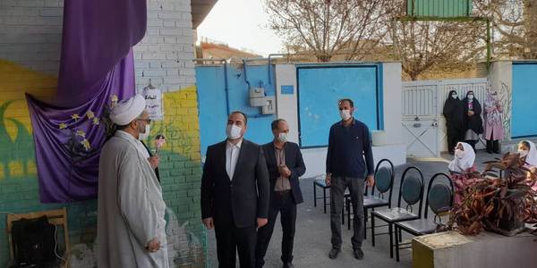 زنگ آغاز فعالیت های حضوری مدارس در مدرسه ضیائیه به صدا درآمد