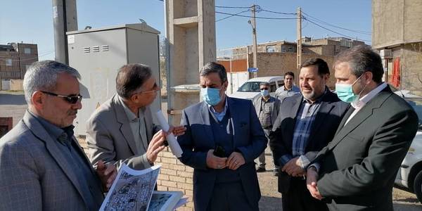 دکتر "محمد آیینی" معاون وزیر راه و شهرسازی و مدیرعامل شرکت بازآفرینی شهری ایران با حضور در شهرستان ساوه از مناطق و بافت های ناکارآمد شهر ساوه بازدید کرد.