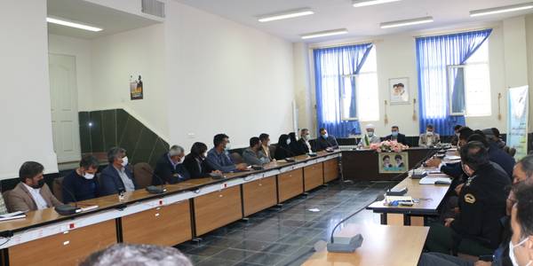 همایش دهیاران بخش قره کهریز باحضور فرماندار شهرستان شازند در بخشداری قره کهریز برگزارشد