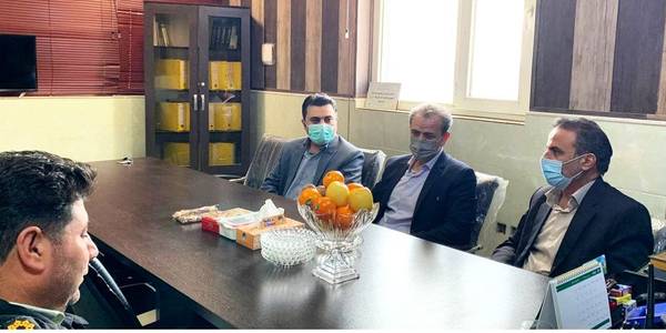 از کلانتری شهر پرندک