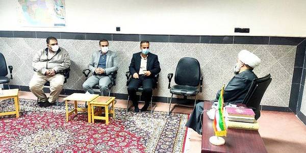 با حجت الاسلام والمسلمین عطاءالهی امام جمعه شهر زاویه