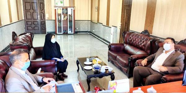 با جناب آقای رزاقی شهردار مامونیه