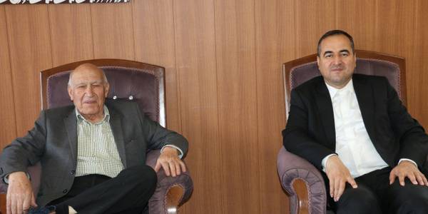 دیدار و گفتگو                      :