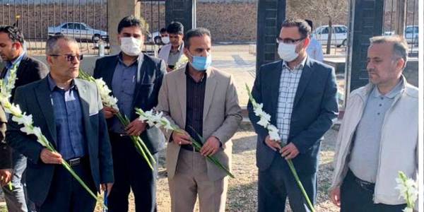 ادای احترام و گلباران گلزار شهدای روستای علیشار