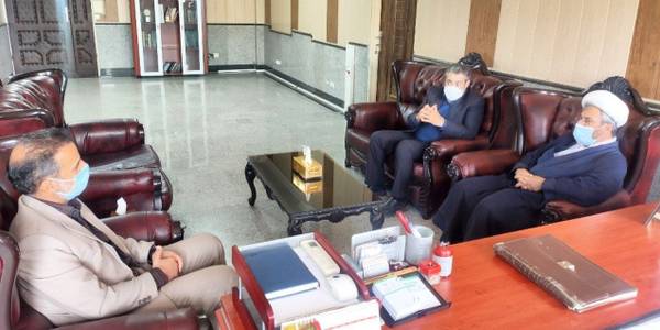 نشست جناب آقای آذری